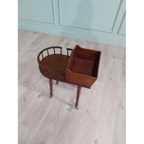 260 - Georgian mahogany cutlery and plate table raised on turned legs and castors {68 cm H x 54 cm W x 34 ... 