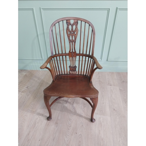 30 - Good quality mahogany Windsor armchair raised on cabriole legs {103 cm H x 60 cm W x 50 cm D}.