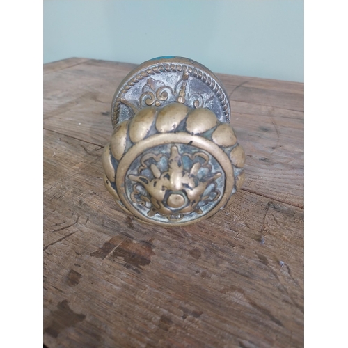 322 - Georgian decorative brass door pull {9 cm H x 12 cm W }.