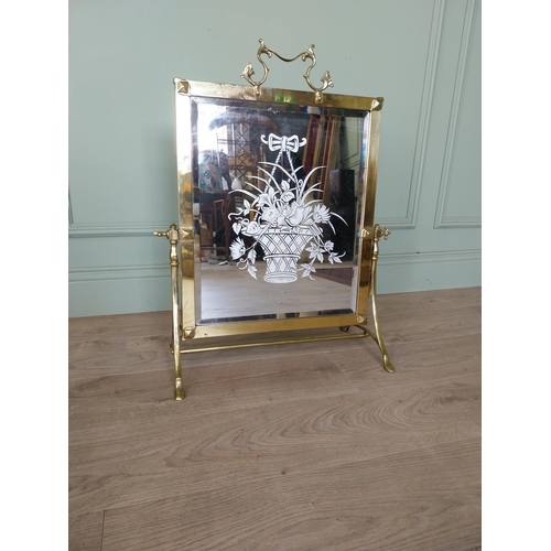 34 - Good quality Edwardian brass mirrored fire screen {71 cm H x 56 cm W x 26 cm D}.