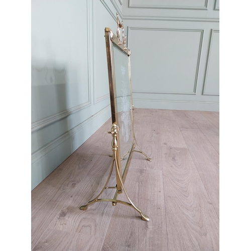 34 - Good quality Edwardian brass mirrored fire screen {71 cm H x 56 cm W x 26 cm D}.