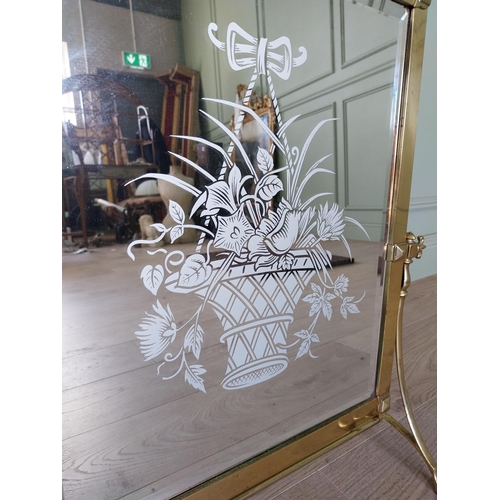 34 - Good quality Edwardian brass mirrored fire screen {71 cm H x 56 cm W x 26 cm D}.