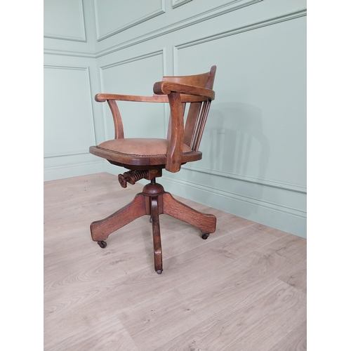 349 - Good quality Edwardian oak revolving office chair with leather upholstered seat {82 cm H x 61 cm W x... 