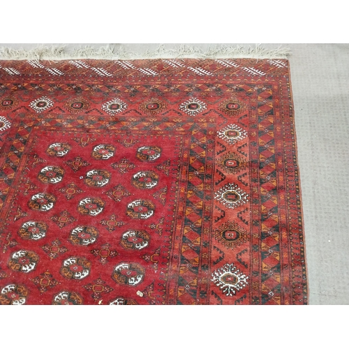 372 - Good quality Persian carpet square {290 cm H x 212 cm W}.