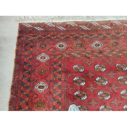 372 - Good quality Persian carpet square {290 cm H x 212 cm W}.