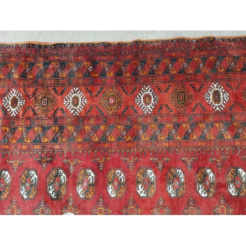 372 - Good quality Persian carpet square {290 cm H x 212 cm W}.