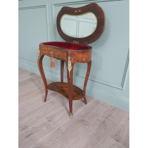 40 - Exceptional quality 19th C. Louis Revival inlaid kingwood jewellery table with single drawer in the ... 