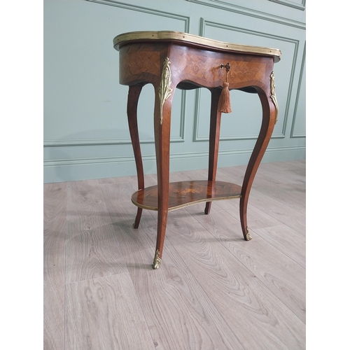 40 - Exceptional quality 19th C. Louis Revival inlaid kingwood jewellery table with single drawer in the ... 