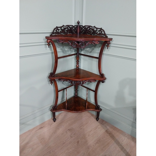 529 - Good quality Victorian walnut corner whatnot with gallery back, serpentine front and three tiers rai... 