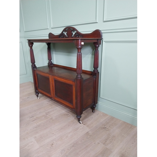 551 - Victorian mahogany dumbwaiter on reeded columns above two doors raised on turned legs {127 cm H x 12... 