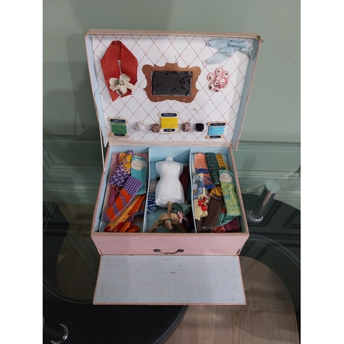 646 - French child's haberdashery set in case {11 cm H x 33 cm W x 28 cm D}.