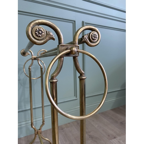 66 - Good quality Edwardian brass towel rail {75 cm H x 62 cm W x 18 cm D}.