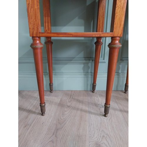 730A - Pair of 19th C. French satinwood bedside lockers with marble top, ormolu mounts and single drawr in ... 