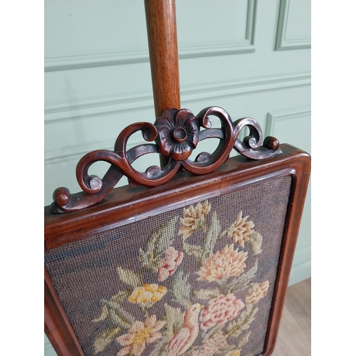 773 - Good quality 19th C. mahogany pole screen with tapestry inset panel {150 cm H x 31 cm W x 45 cm D}.