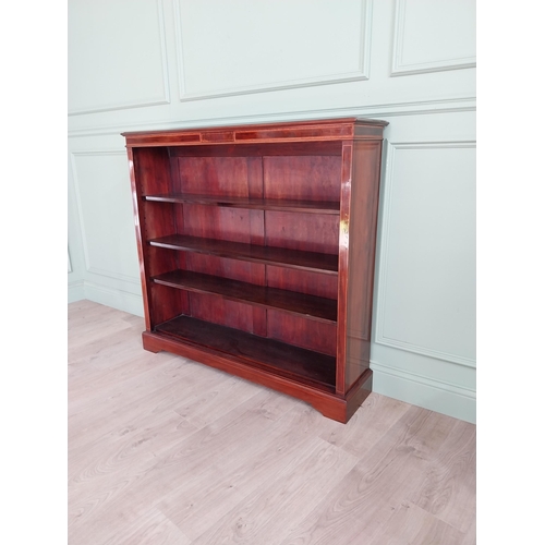 853 - Exceptional quality mahogany and satinwood inlaid open floor bookcase {115 cm H x 122 cm W x 30 cm D... 