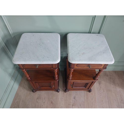 859 - Pair of 19th C. mahogany bedroom lockers with marble tops and single drawer over single door {87 cm ... 