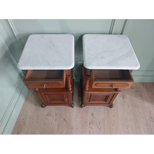 859 - Pair of 19th C. mahogany bedroom lockers with marble tops and single drawer over single door {87 cm ... 