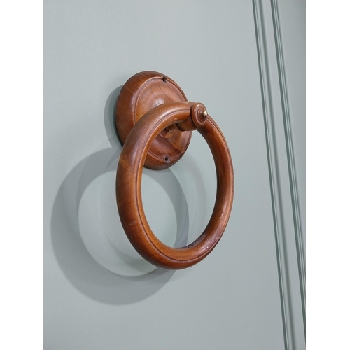 893 - Mahogany wall mounted towel holder {23 cm H x 18 cm W x 7 cm D}.