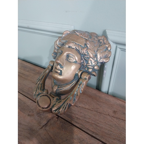 990 - 20th C. brass door knocker in the Georgian manner {20 cm H x 14 cm W x 5 cm D}.