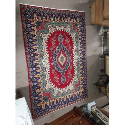 557 - Good quality Persian carpet square. {294 cm L x 195 cm W}.