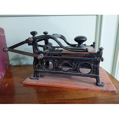 666 - Edwardian 'Imprimerie' travelling sales man printing press in original box {19 cm H x 39 cm W x 29 c... 