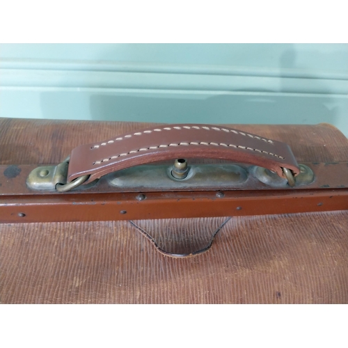 2048 - Early 20th C. leather Gladstone bag. {27 cm H x 72 cm W x 23 cm D}