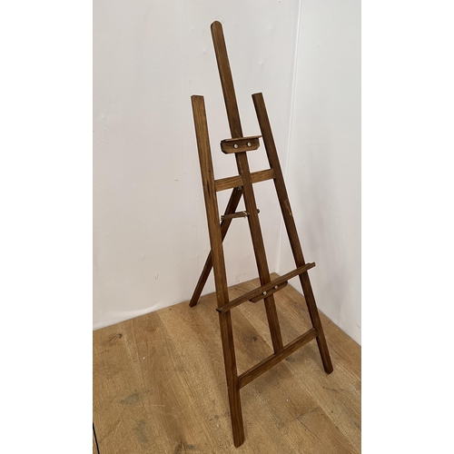 1239 - Oak wooden artists easel  {H 131cm x D 80cm x W 52cm }. - NOT AVAILABLE TO VIEW IN PERSON