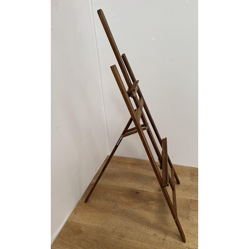 1239 - Oak wooden artists easel  {H 131cm x D 80cm x W 52cm }. - NOT AVAILABLE TO VIEW IN PERSON