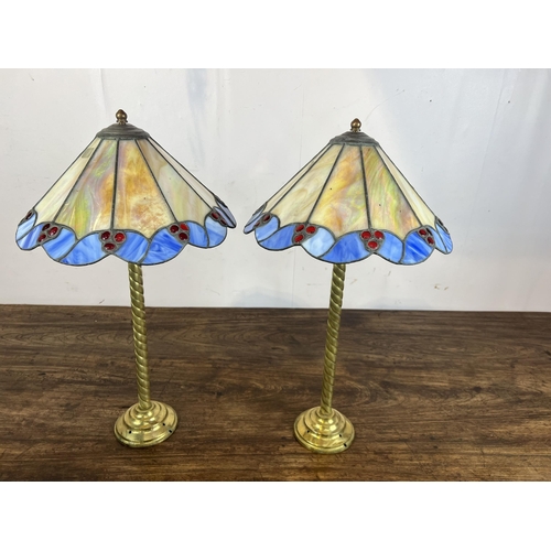 1253 - Pair of brass stained leaded glass table lamps in the Tiffany style  {H 70cm x Dia 38cm }. - NOT AVA... 