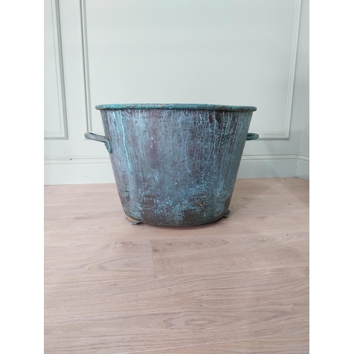 1003 - Good quality early 20th C. French copper log bucket with handles {38 cm H x 62 cm W x 52 cm D}.