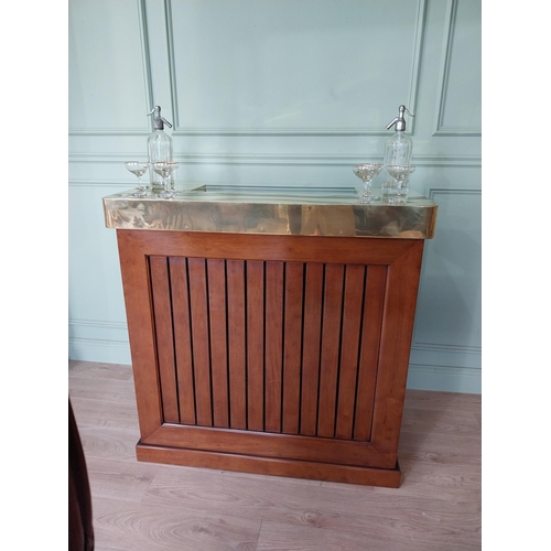 679 - Good quality designer walnut home bar with brass top in the Art Deco style {110 cm H x 110 cm W x 48... 