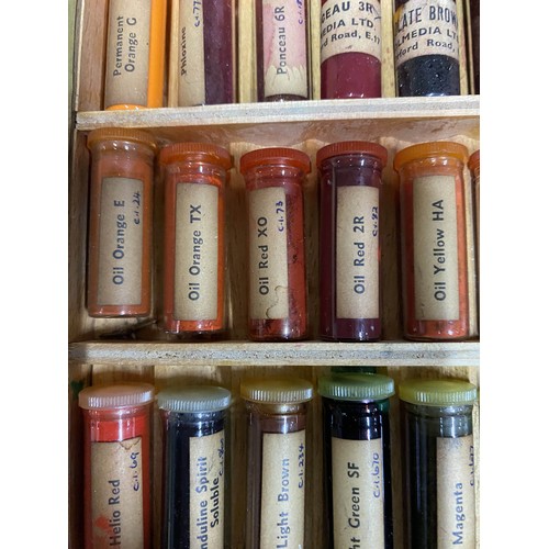 576 - Early 20th C. cased set of coloured pigments {35 cm H x 27 cm W x 4 cm D}.