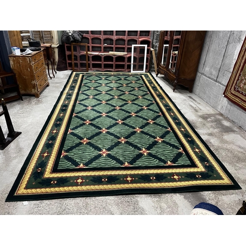 1170 - Good quality decorative carpet square {510 cm L x 270 cm W}.