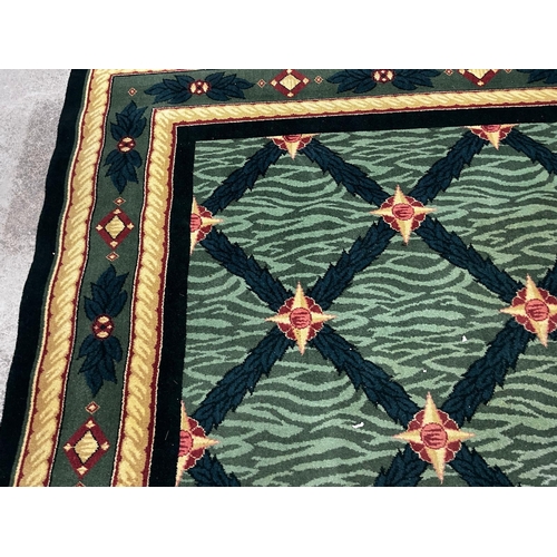 1170 - Good quality decorative carpet square {510 cm L x 270 cm W}.