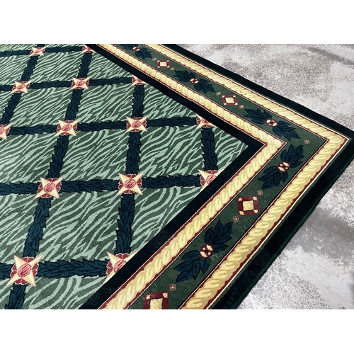 1170 - Good quality decorative carpet square {510 cm L x 270 cm W}.