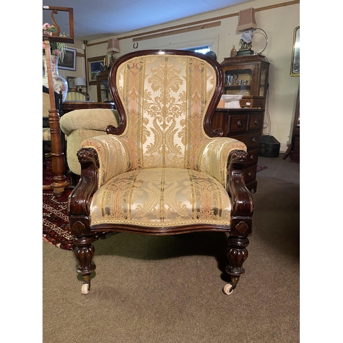 131 - Good quality William IV mahogany and upholstered gentlemen's armchair with lions mask arms raised on... 