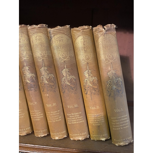 26 - Collection of eight Shakespeare novels and three volumes of the Cabinet of Irish Literature.