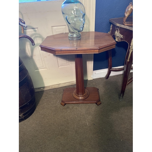 3 - William IV mahogany lamp table raised on turned column and platform base {68 cm H x 60 cm W x 45 cm ... 