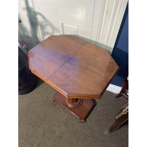 3 - William IV mahogany lamp table raised on turned column and platform base {68 cm H x 60 cm W x 45 cm ... 