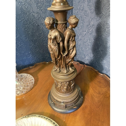 44 - Good quality early 20th C. bronzed spelter table lamp with frosted glass shade decorated with Grecia... 