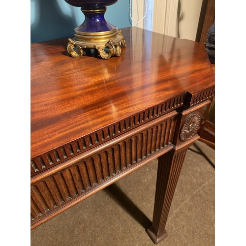 93 - Good quality Edwardian mahogany console table raised on square reeded legs in the Georgian manner {8... 