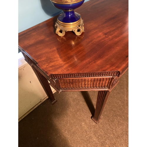 93 - Good quality Edwardian mahogany console table raised on square reeded legs in the Georgian manner {8... 