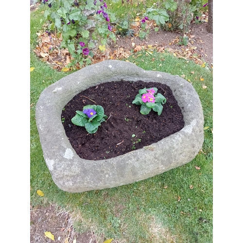 883 - Oval shape stone trough {H 40cm x W 80cm x D 65cm }.