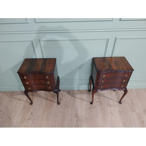 129 - Pair of good quality Edwardian mahogany bedside tables with three drawers raised on cabriole legs. {... 