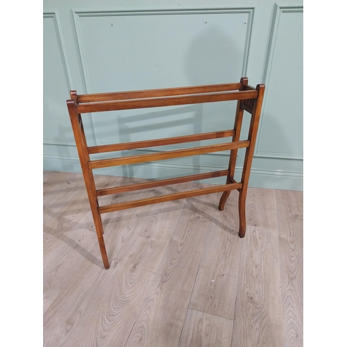 148 - Edwardian mahogany towel rail. {80 cm H x 78 cm W x 28 cm D}.