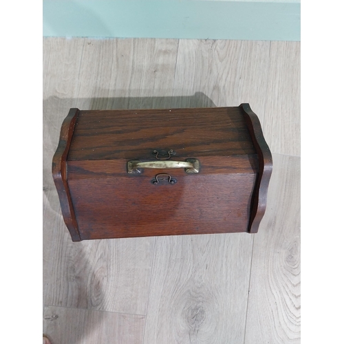 152 - Edwardian oak cutlery box with brass handle. {18 cm H x 29 cm W x 18 cm D}.