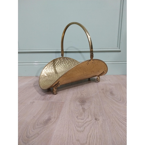 394 - Edwardian brass flower basket. {34 cm H x 51 cm W x 35 cm D}.