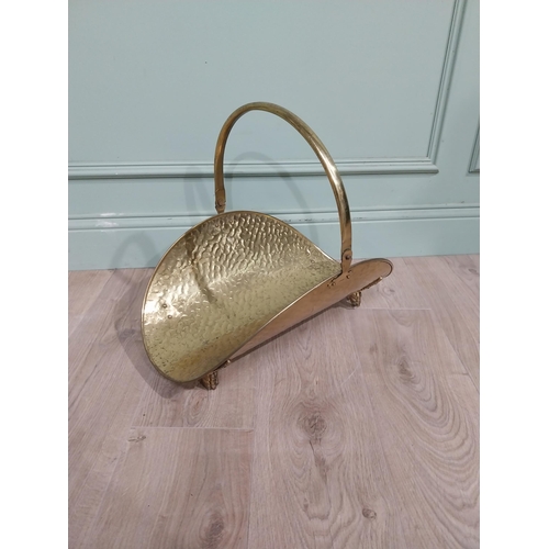 394 - Edwardian brass flower basket. {34 cm H x 51 cm W x 35 cm D}.