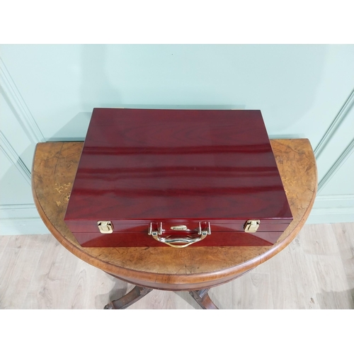 47 - Prima cutlery set in mahogany display case. {14 cm H x 46 cm W x 34 cm D}.