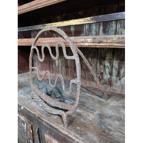 83 - 19th C. Wrought iron griddle. {37 cm H x 37 cm W x 30 cm D}.